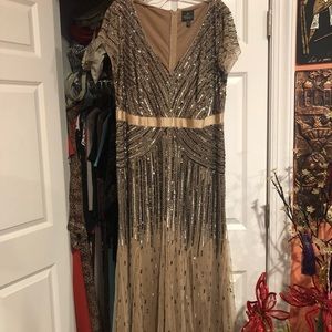 Adrianna Papell floor length short sleeved formal dress, size 16W.